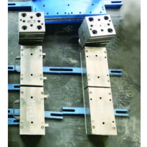 Mucegai de extrudare pentru seria de baie din PVC