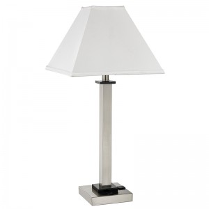 Lampa de masă cu un singurnoptieră la camera de oaspeți