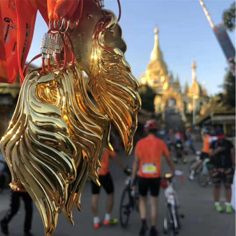 Cum se produc medalia personalizată perfectă