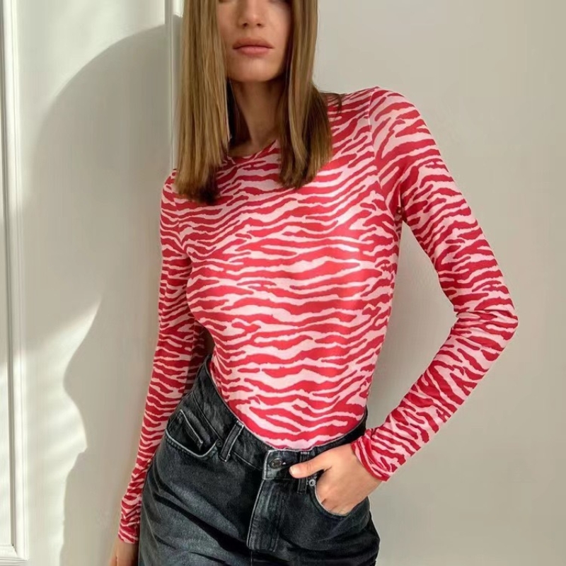 Tricou cu imprimeu rotund în stil european și american, cămașă cu dungi subțiri cu dungi subțiri