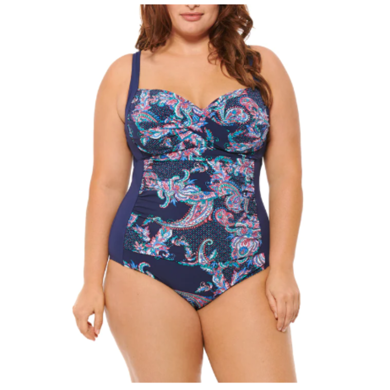 Femei \\\\\\\\\\\\\\\\\\\\\\\\\\\\\\ \\ este un costum de baie, plus dimensiunea