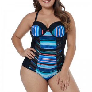 Cusături cu dungi apar costume de baie subțiri