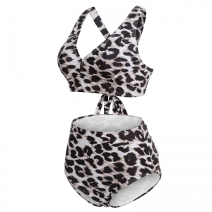 Curea de imprimare leopard plus dimensiuni de baie