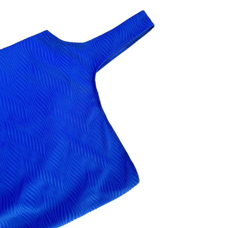 Costum de baie special cu un model albastru cu un singur umăr
