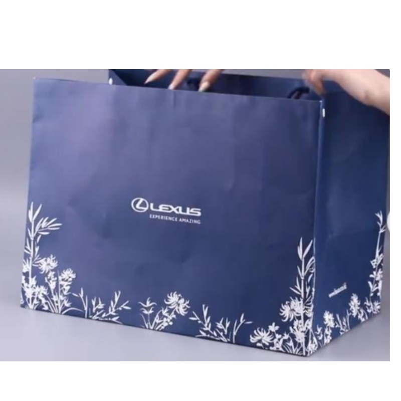 Geantă de hârtie pentru cumpărături pentru cumpărături de lux cu logo pentru geantă de ambalare personalizată