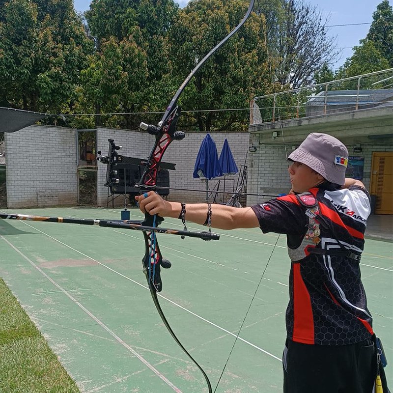 O poveste emoționantă de tir cu arcul