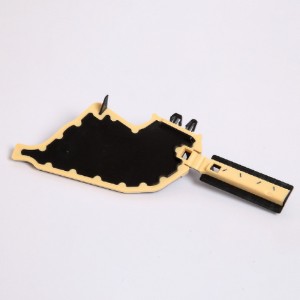 Piesă din plastic cu două culori