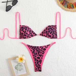 Costum de baie de tip halter cu imprimeu leopard sexy pentru femei, exudând un sentiment de lux. Potrivit pentru plajă și izvoare fierbinți. O cruce-Articol de costum de baie de frontieră QT25055 Preț:$79.99