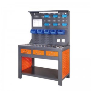 Banc de lucru cu bandă de iluminat și bord