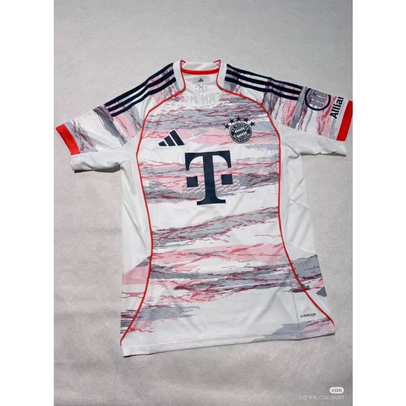 25/26 tricouri Bayern Away înnoul sezon al