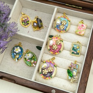 Pandantiv de pictură în ulei de epocă