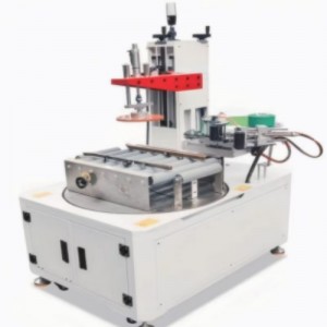 Orizontală-Tip mașina de etanșare a cartonului circular